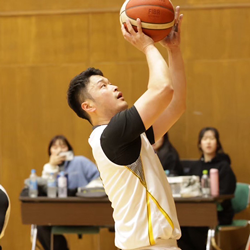 堀内 翔太さん